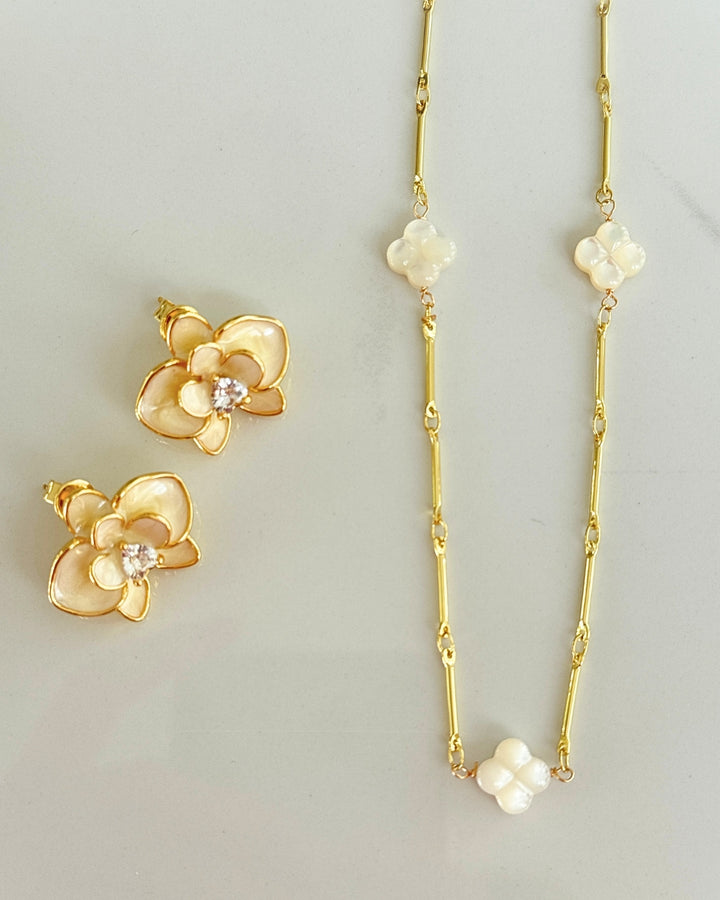 Blossom Necklace