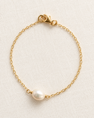Against the Grain Pearl Bracelet