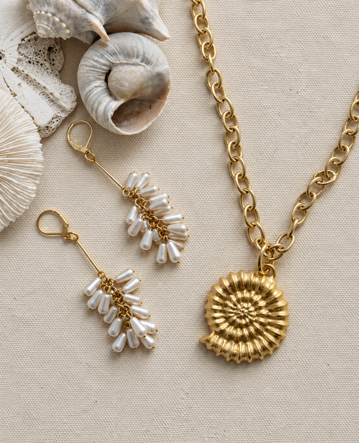 Conch Queen Necklace