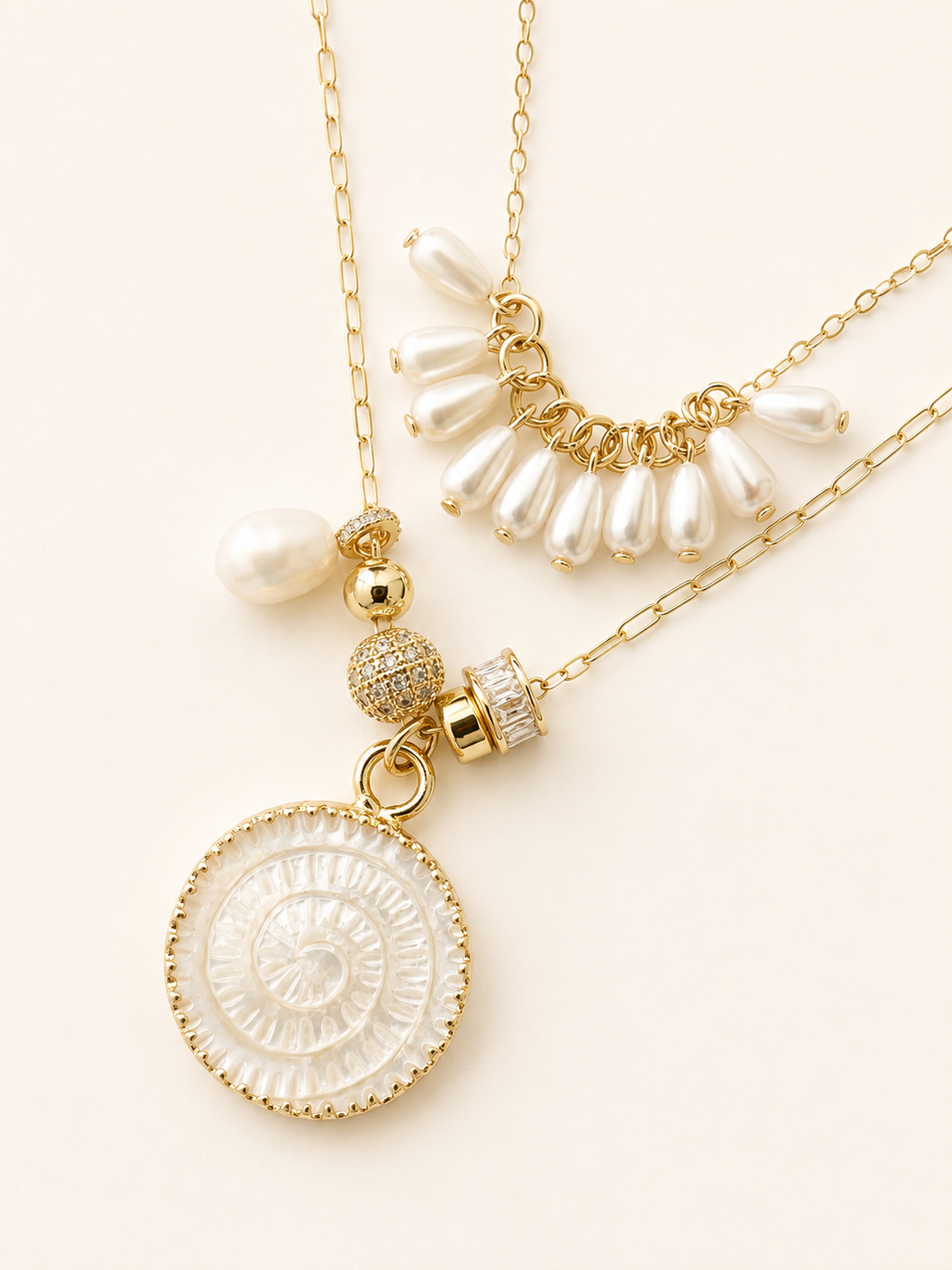 Dancing Pearls Necklace*