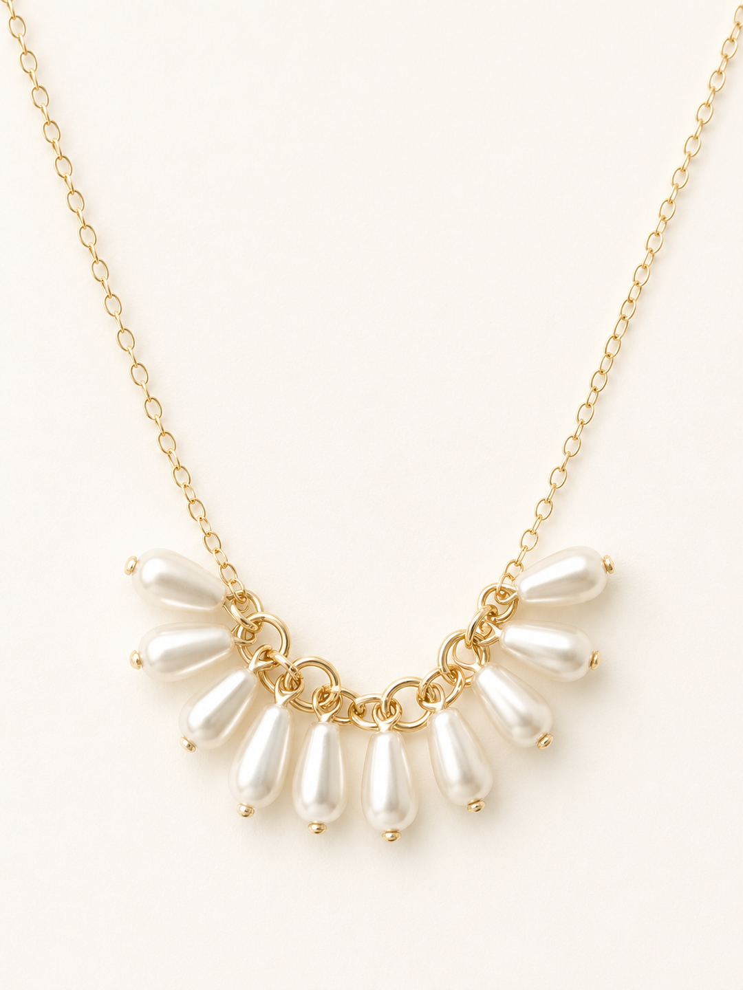 Dancing Pearls Necklace*