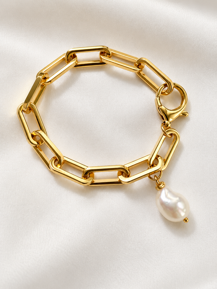 The Pearl Whisper Bracelet